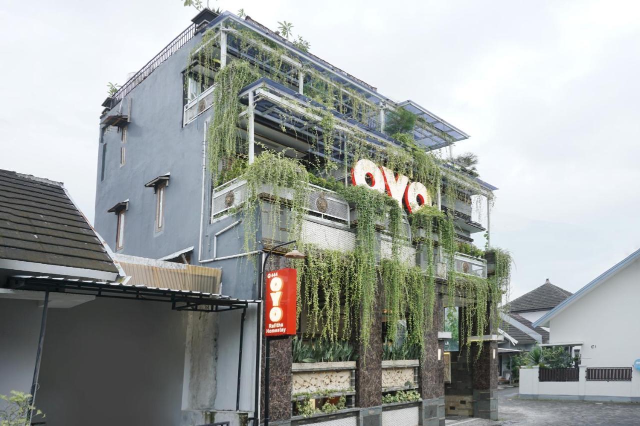 Super Oyo 444 Rafitha Homestay Baturetno Екстериор снимка